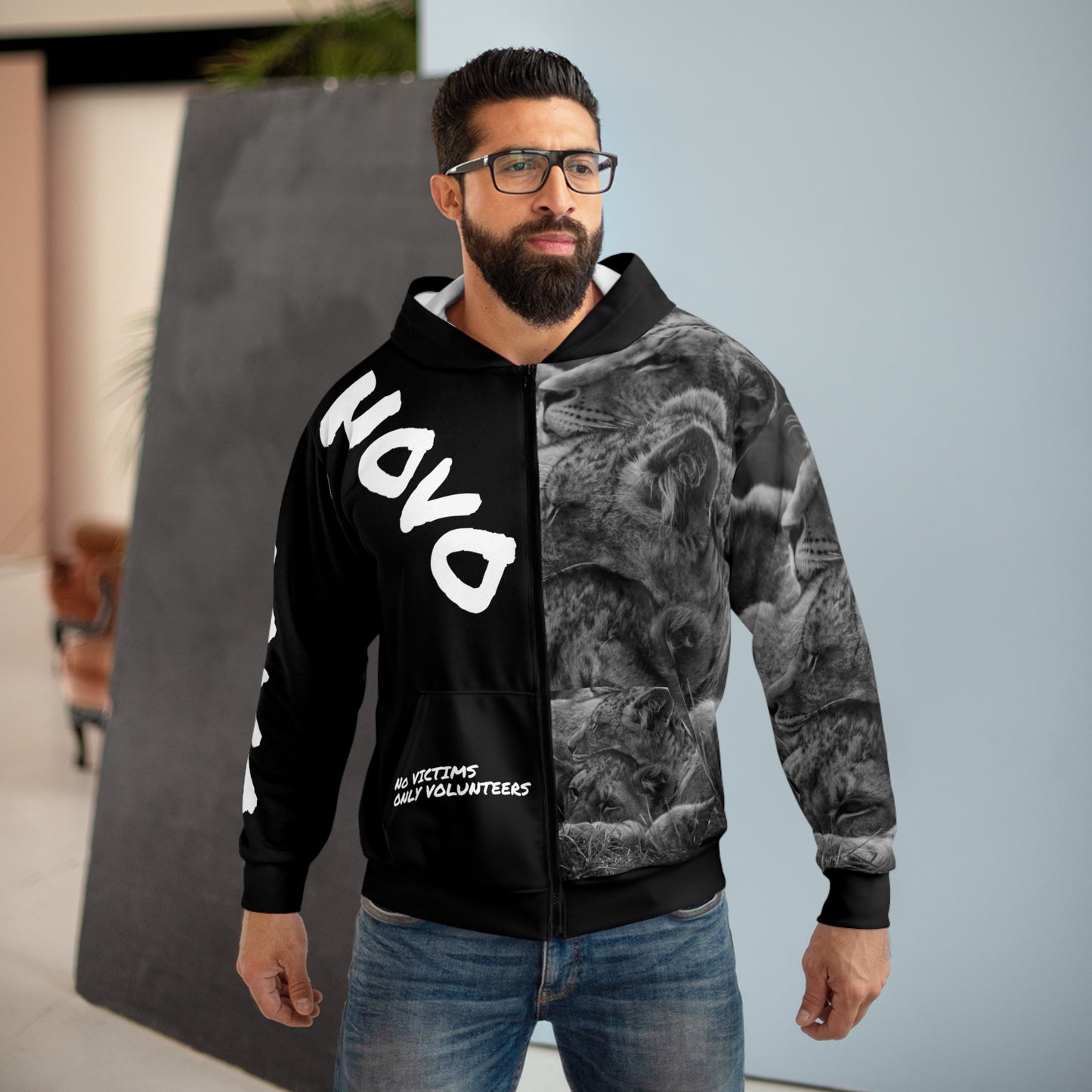YOUNG LION ZIPPER